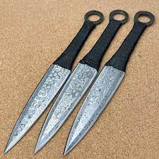 Damascus Throwing Knives: What you need to know