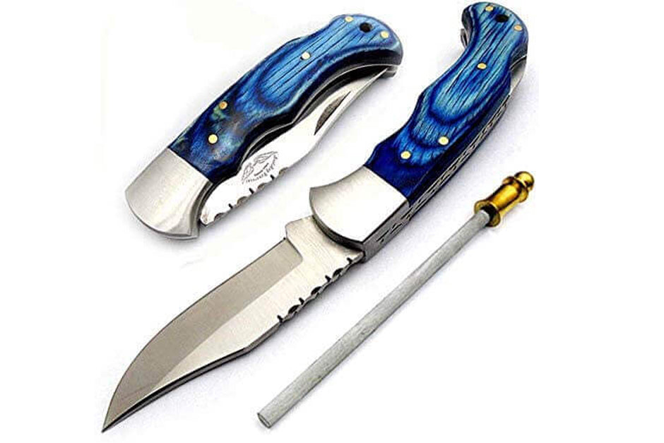 Why Every Knife Enthusiast Should Own a Damascus Pocket Knife? - Best Buy Damascus